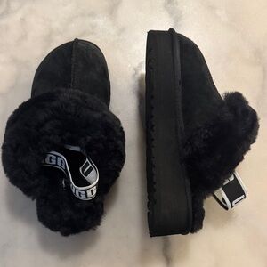 UGG Black Shearling Mules Funkette NWOT